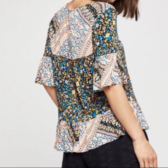 BCBG Generation Floral Cross Front Ruffle Trim Top - Picture 2 of 6